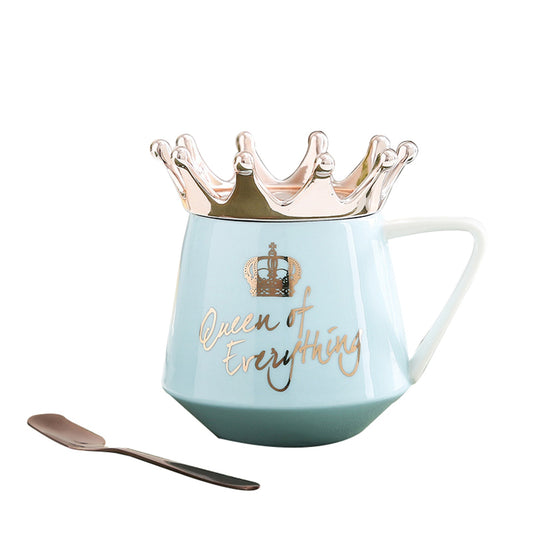 Mug With Crown Lid and Spoon